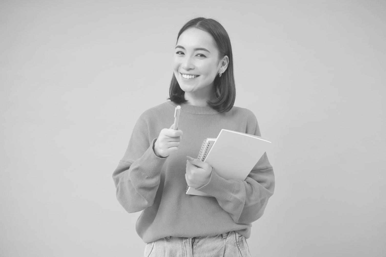 Professional financial analysis workspace with team collaboration