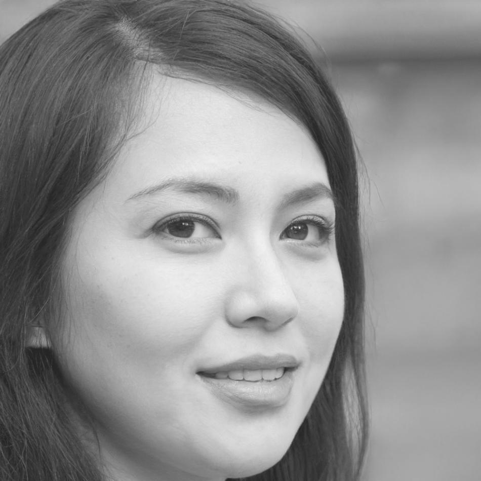 Sienna Drummond explaining budget forecasting strategies